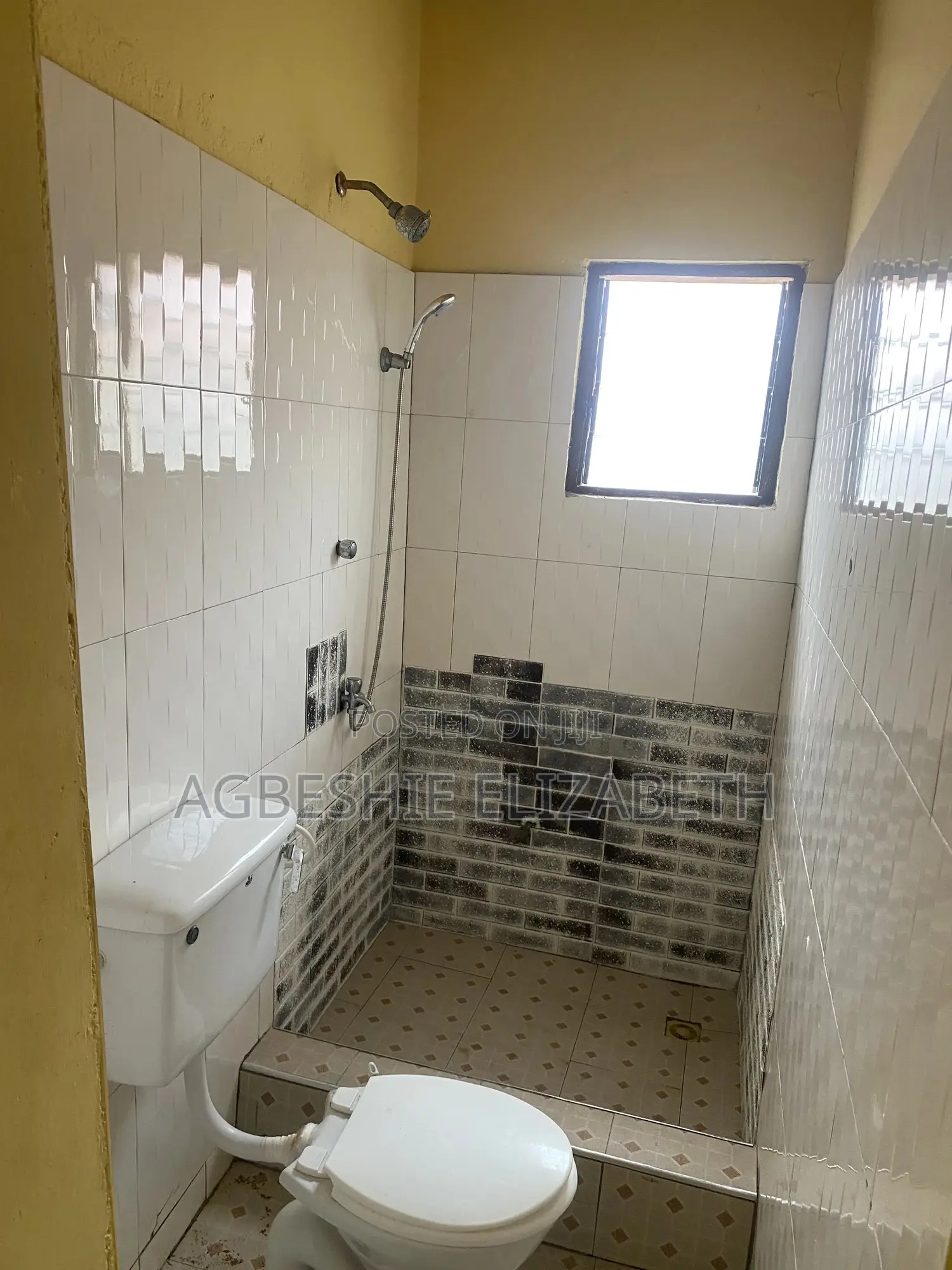 1bdrm Room & Parlour in Weija for rent