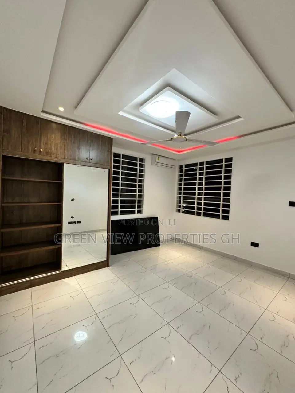 2bdrm Apartment in West Hills Mall Area for rent