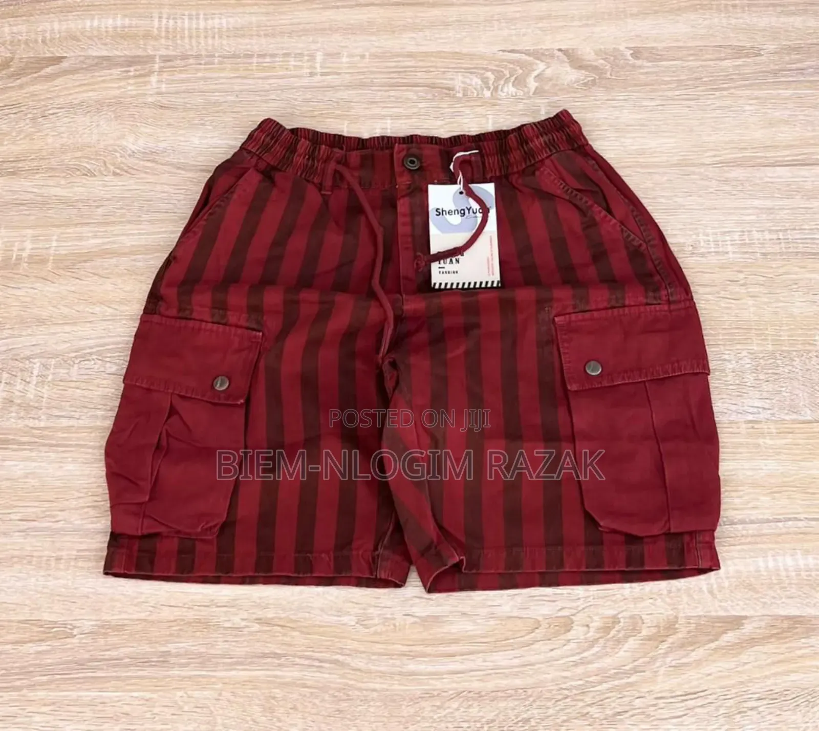 Quality Cargo Shorts Available in Stock Stock