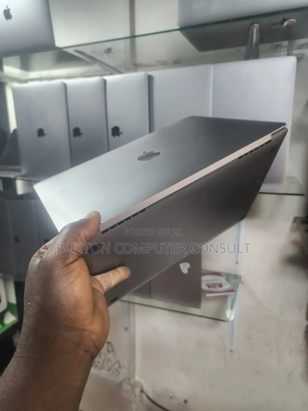Laptop Apple MacBook Pro 2017 8GB Intel Core i5 SSD 128GB