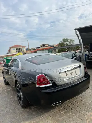 Rolls-Royce Wraith 6.6 RWD 2017 Black
