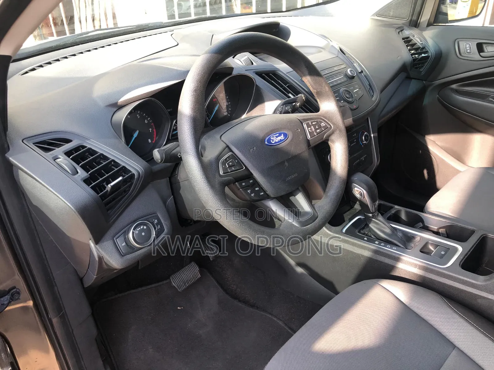Ford Escape 2018 Gray