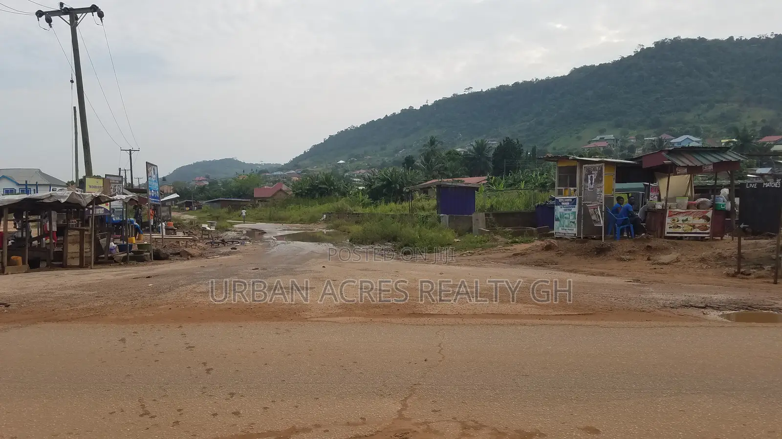 Gt.Acc, Hebron (Accra-Kumasi Hghwy) _ 4 Plots Commercial Lot