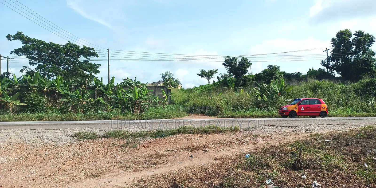 Ashanti Regn, Konongo (Acc-Kumasi Road) _ 4+ Acres Commercial Land