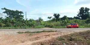 Ashanti Regn, Konongo (Acc-Kumasi Road) _ 4+ Acres Commercial Land