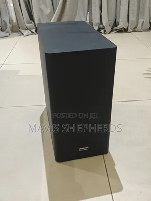 Samsung Hw-Q70r Soundbar and Speaker