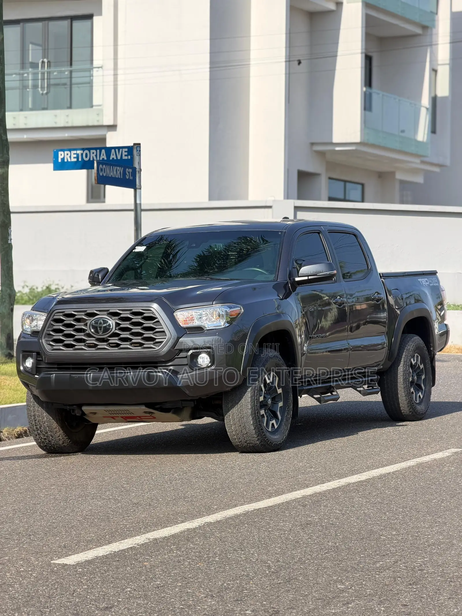 Toyota Tacoma TRD Off Road Double Cab 6' Bed V6 AT 2023 Gray