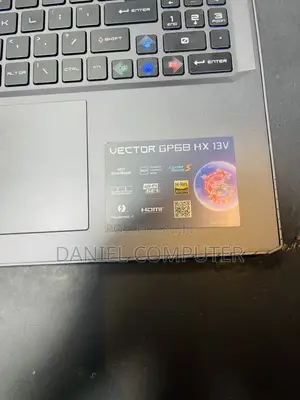 Laptop MSI Vector GP68 HX 13V 16GB Intel Core i9 SSD 1T