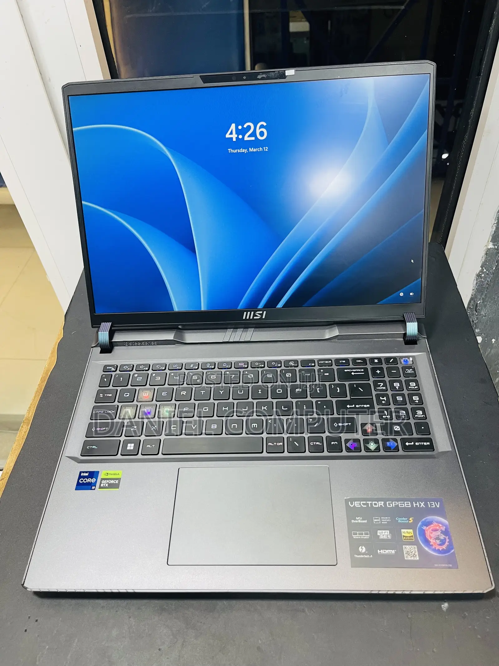 Laptop MSI Vector GP68 HX 13V 16GB Intel Core i9 SSD 1T