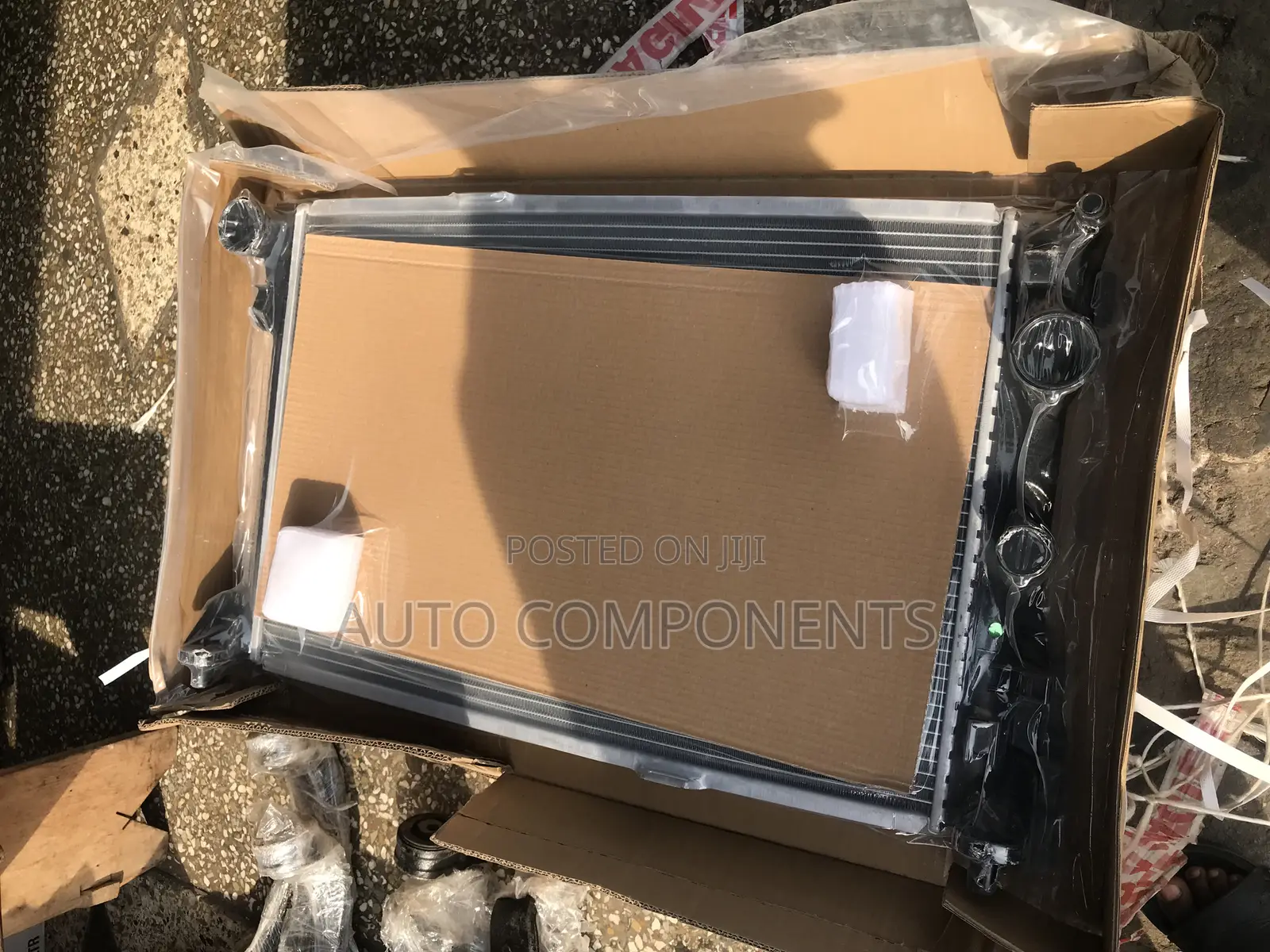 Mercedes Benz C250 (W204 Radiator Tankm