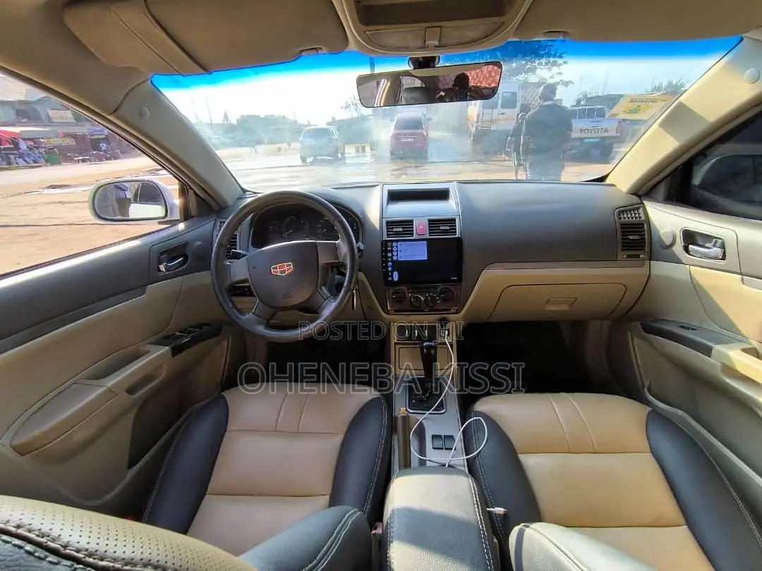 Geely Emgrand EC7 Sedan 1.8 Standart 2012 Pearl