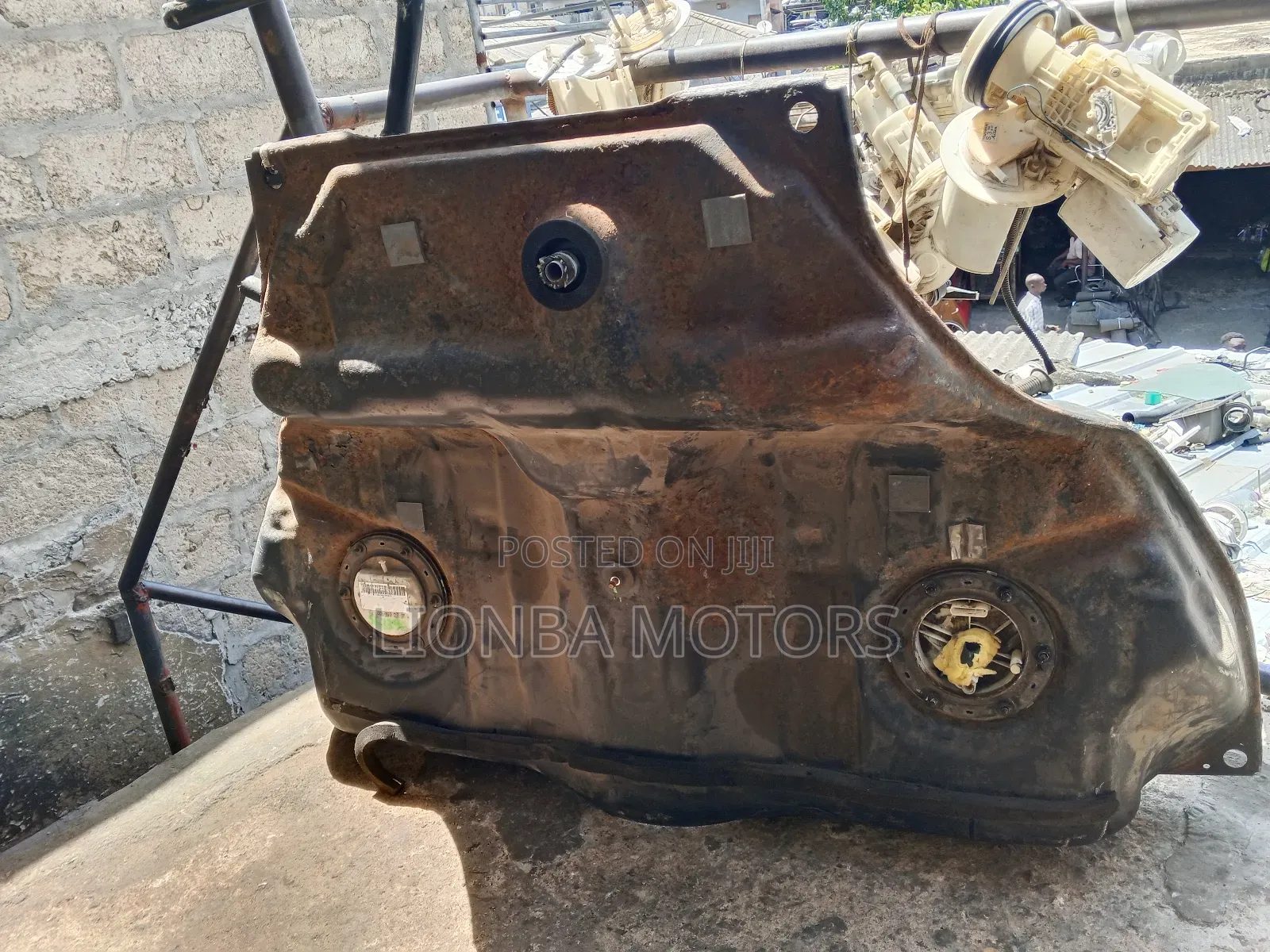 2017 S W221 Mercedes Benz Fuel Tank