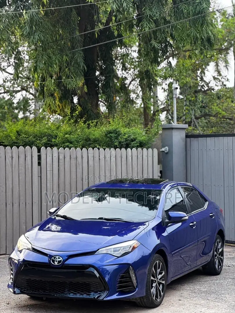 Toyota Corolla SE Special Edition 4dr Sedan (1.8L 4cyl CVT) 2017 Blue