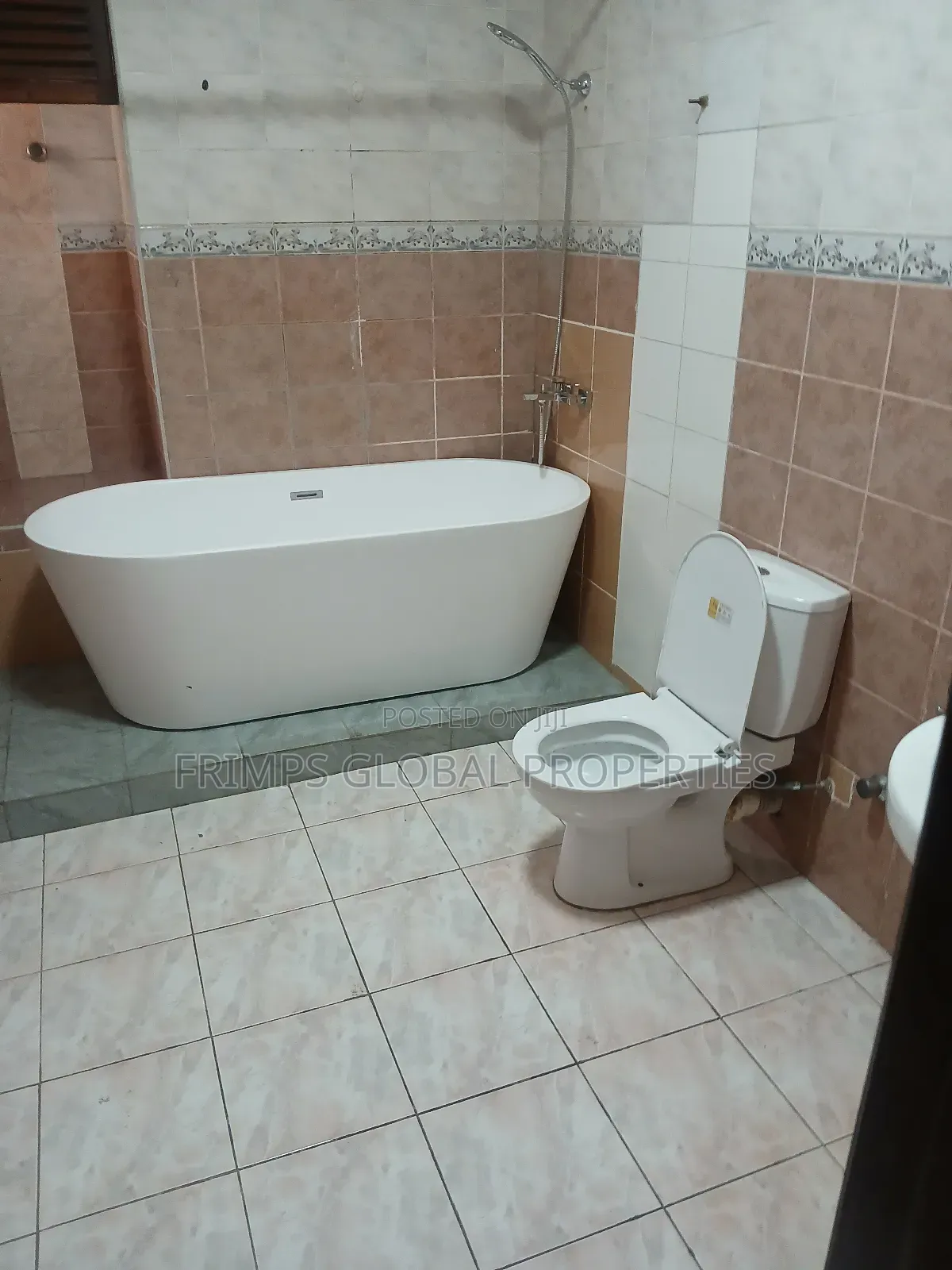 3bdrm Apartment in Airport Residential Area for rent