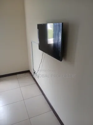 Furnished 3bdrm Apartment in Shopping Arcade Area for rent