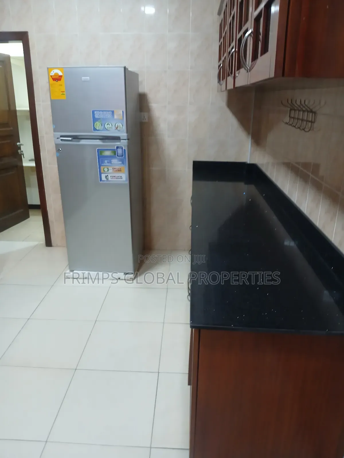 Furnished 3bdrm Apartment in Shopping Arcade Area for rent