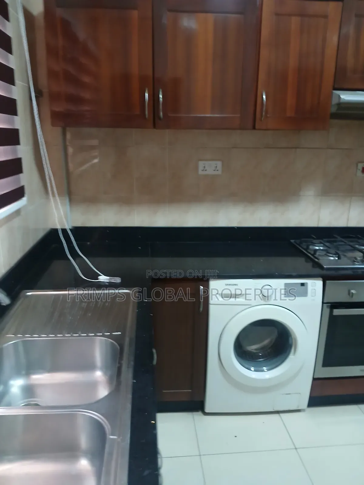 Furnished 3bdrm Apartment in Shopping Arcade Area for rent