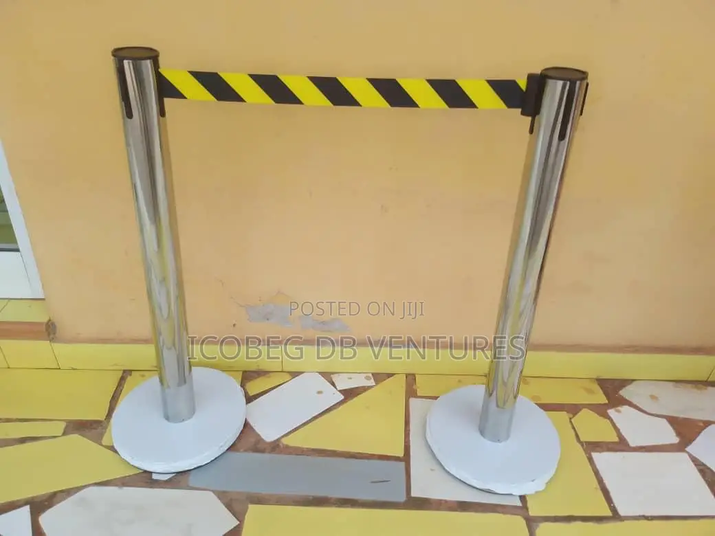 Stanchion Post/Crowd Control Barrier/Queue Pole 2 Pieces