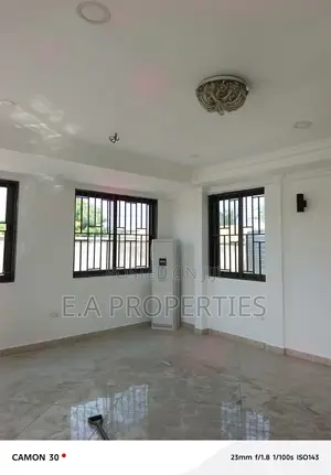 4bdrm Duplex in E A Properties, Housing Down for rent
