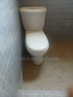 2bdrm Apartment in West Hills Mall Area for rent