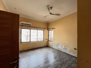 3bdrm Apartment in Sokoban,Wood, Kumasi Metropolitan for rent