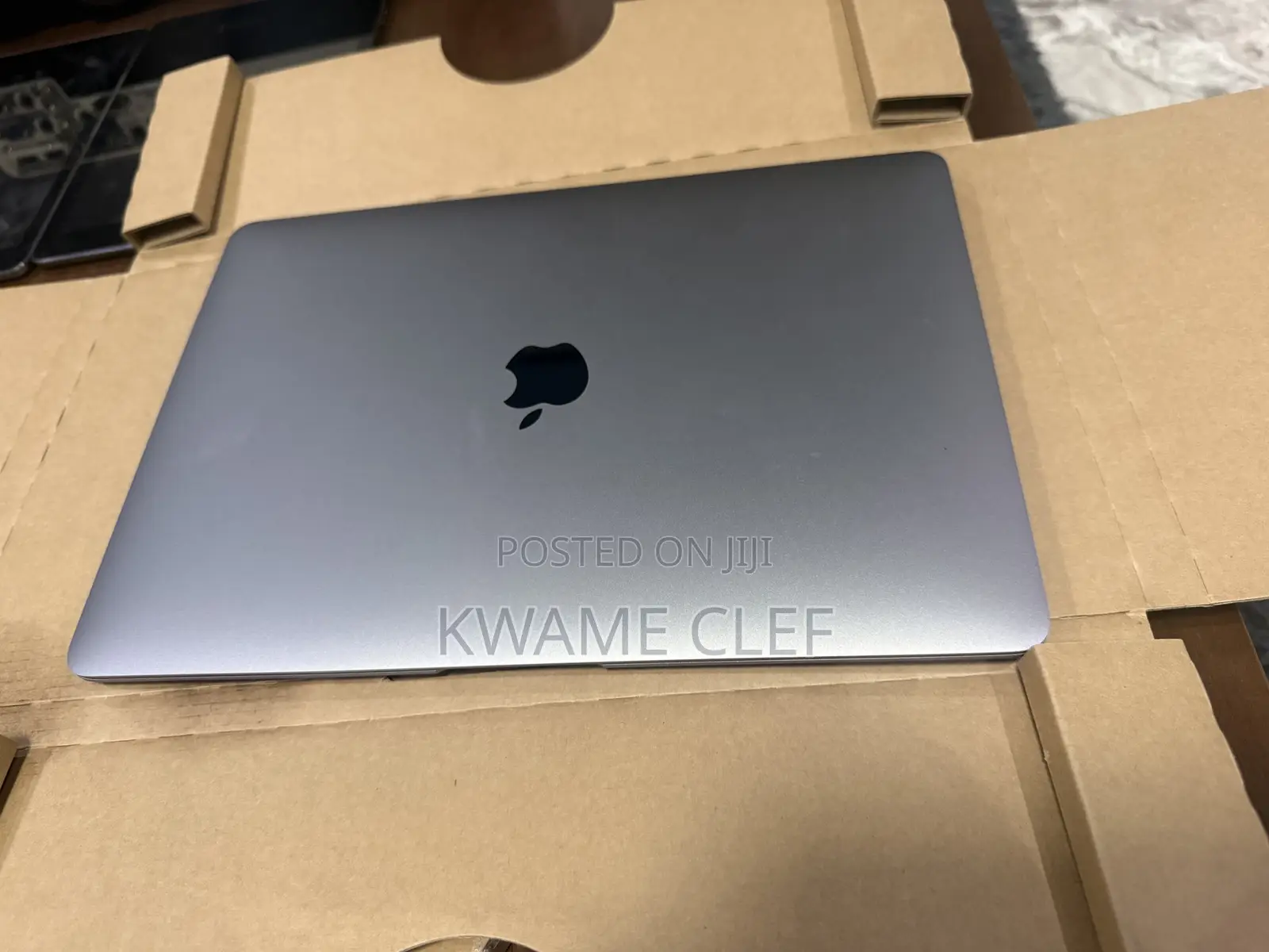 New Laptop Apple MacBook Air 2020 16GB Intel Core i5 SSD 256GB