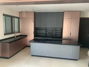 5bdrm House in East Legon, American House for sale