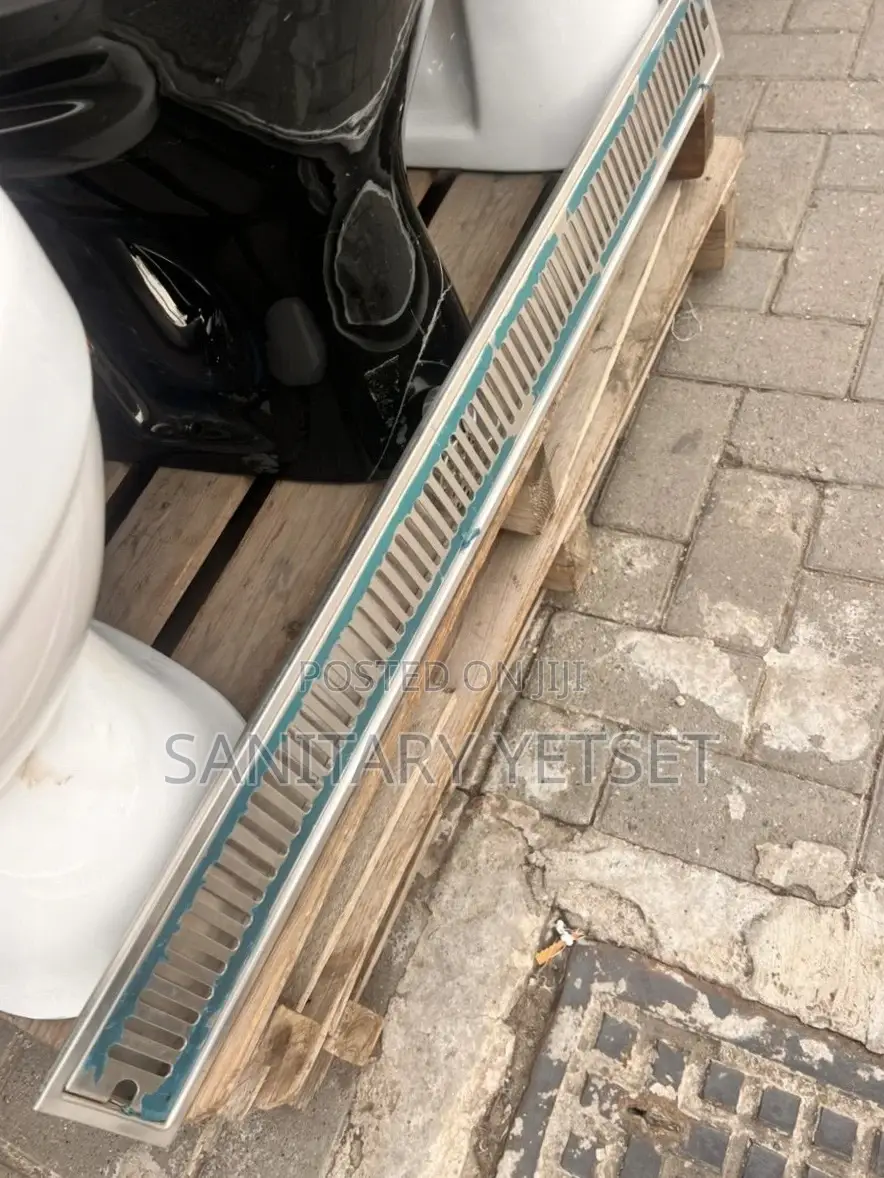 Stainless Steel Anti-Odor Floor Drain - Heavy Duty Grate