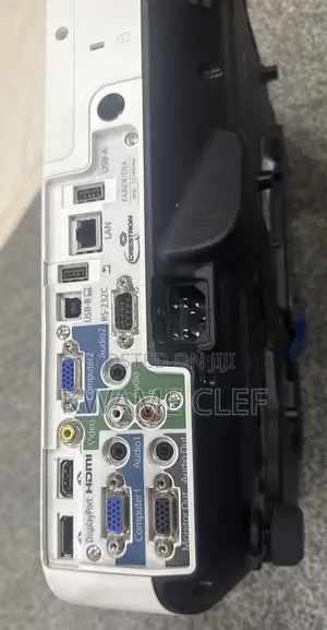 Epson LCD Projector H471a