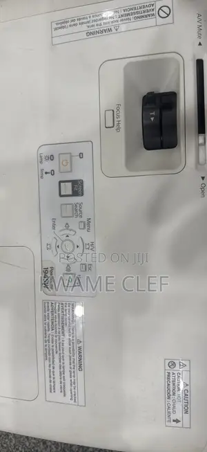 Epson LCD Projector H471a