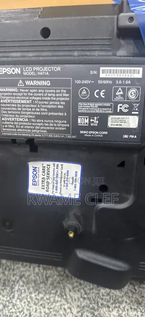 Epson LCD Projector H471a