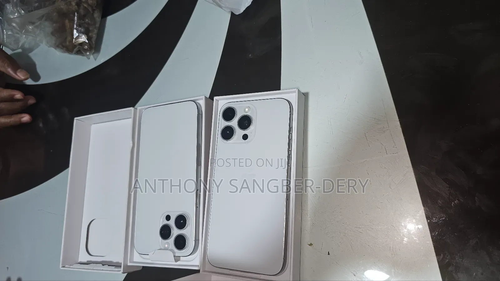 Apple iPhone 15 Pro Max 256 GB White
