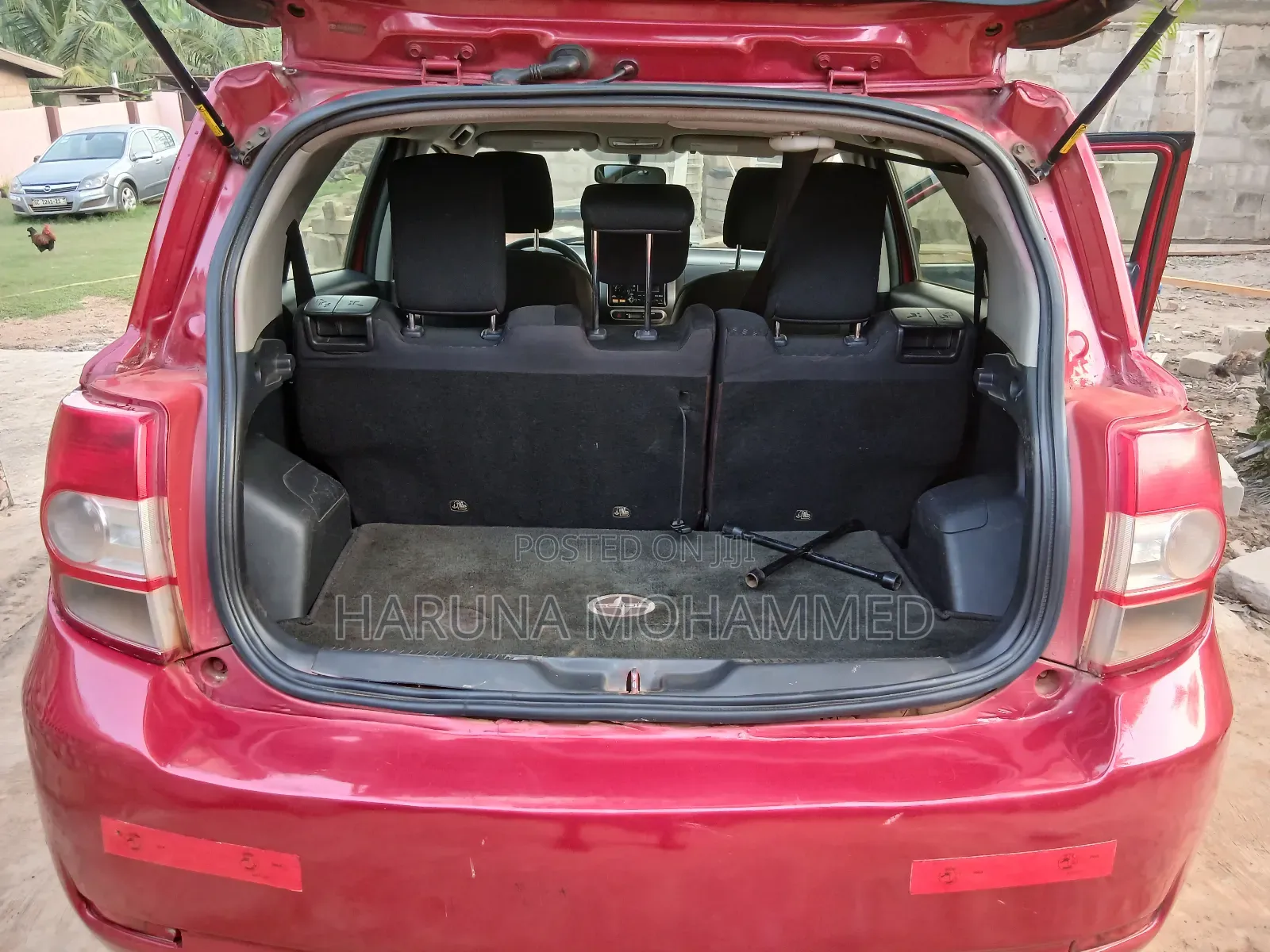 Scion xD 2012 Pink