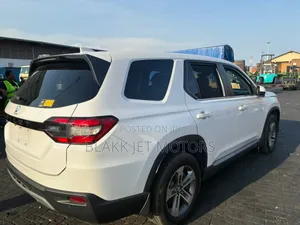 Honda Pilot EX-L 8 Passenger AWD 2023 White