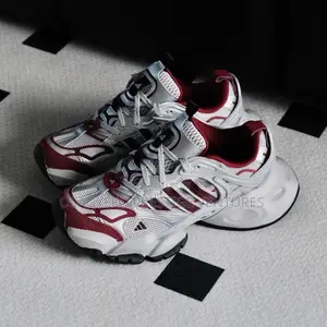 Quality Adidas Adistar Cushion.