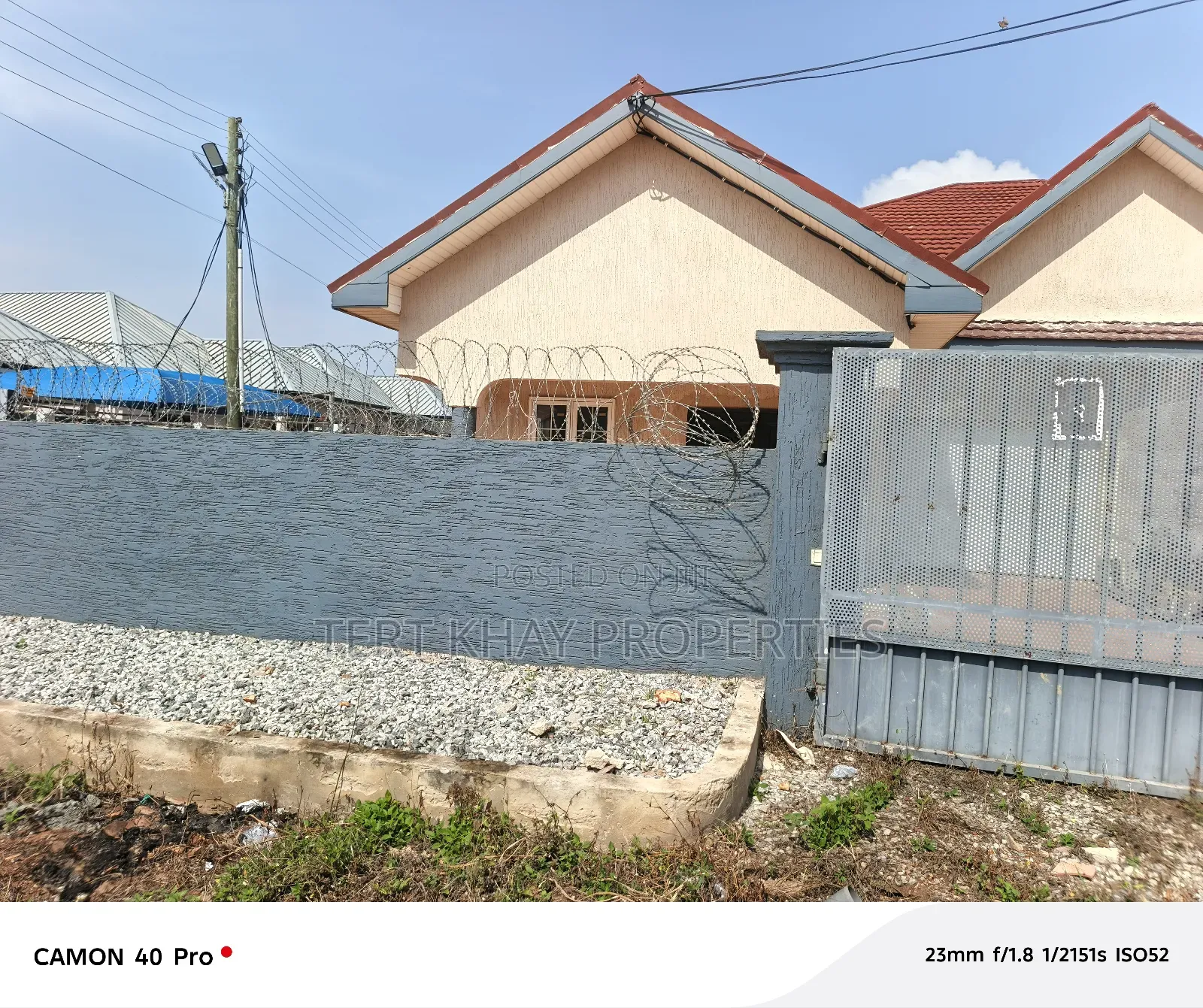 3bdrm House in Shell Signboard, Spintex for sale