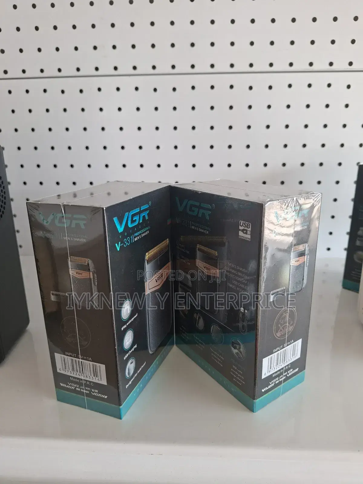VGR-331 Professional Men's Shaver