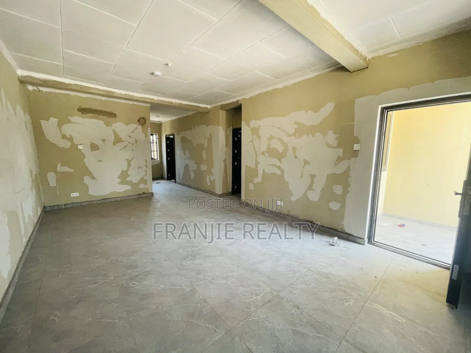 2bdrm Apartment in Franjie Realty, West Hills Mall Area for rent