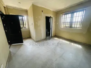 2bdrm Apartment in Franjie Realty, West Hills Mall Area for rent
