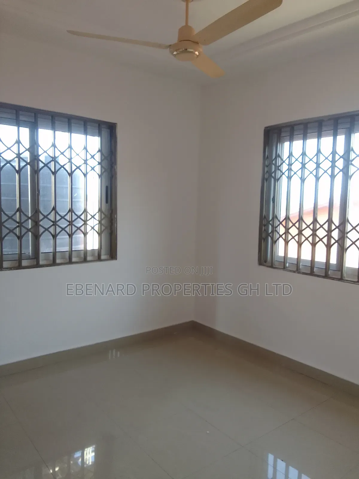 2bdrm Apartment in Ebenard Properties, Sakumono for rent
