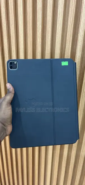 Apple iPad Pro 12.9 (2022) 1 TB Silver