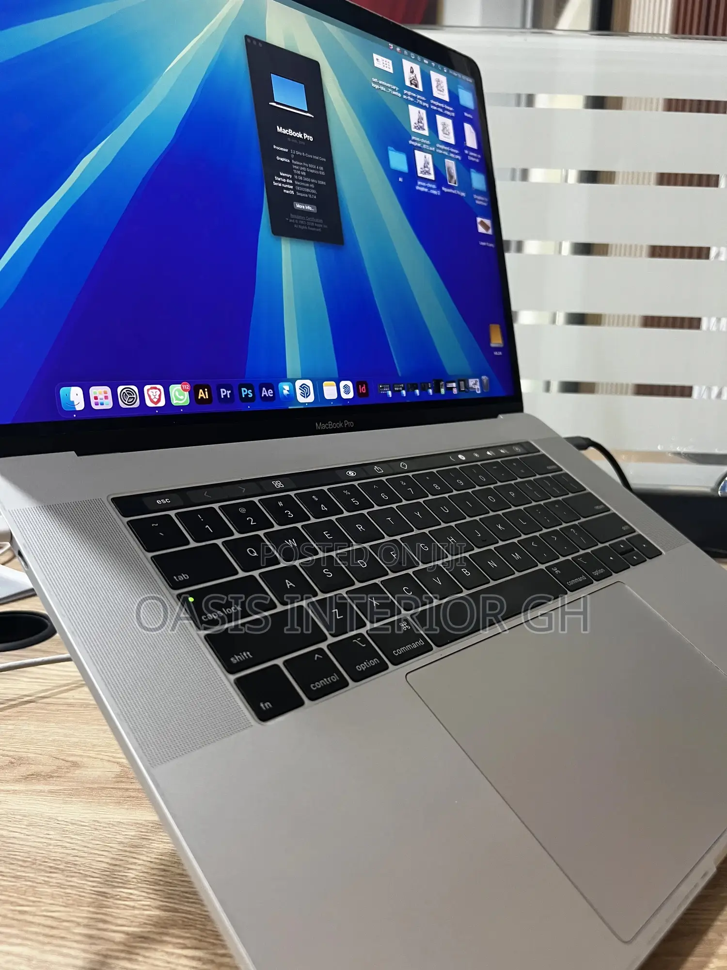 Laptop Apple MacBook Pro 2018 16GB Intel Core i7 SSD 256GB