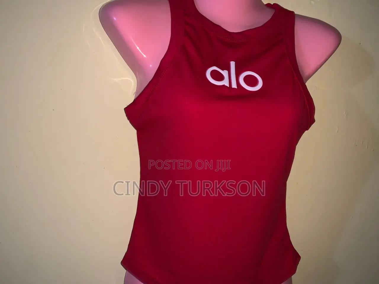 Alo Yoga High-Neck Ribbed Crop Tank – Vibrant Red