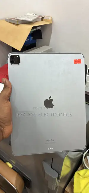 Apple iPad Pro 12.9 (2022) 256 GB