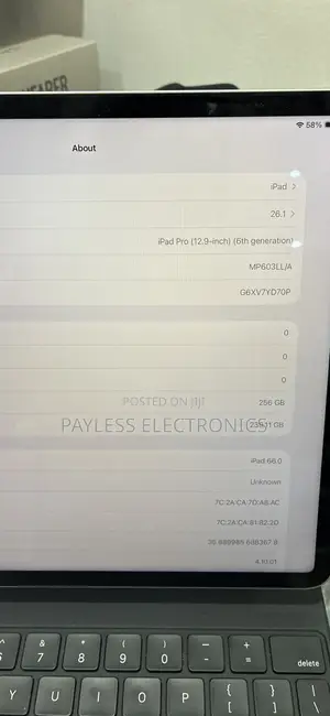 Apple iPad Pro 12.9 (2022) 256 GB