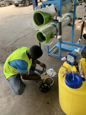 2 Ton R.O Machine