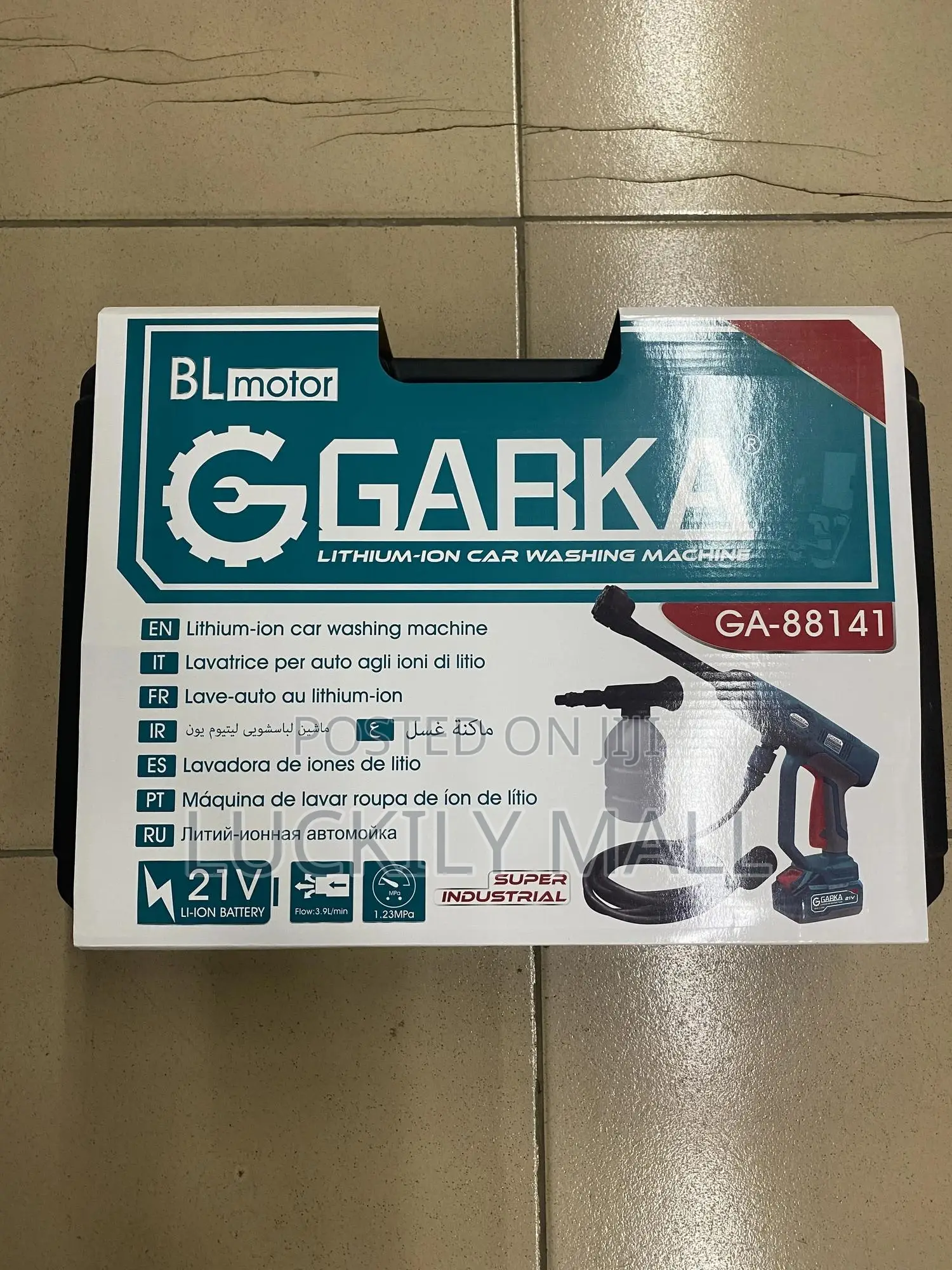 A 21v Lithium Car Washer