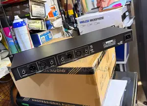 Show Eq-215 Dual Channel 15-band Graphic Equalizer.
