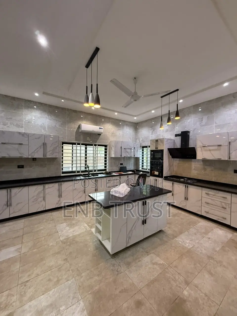 4bdrm Duplex in Haatso, Antis for sale