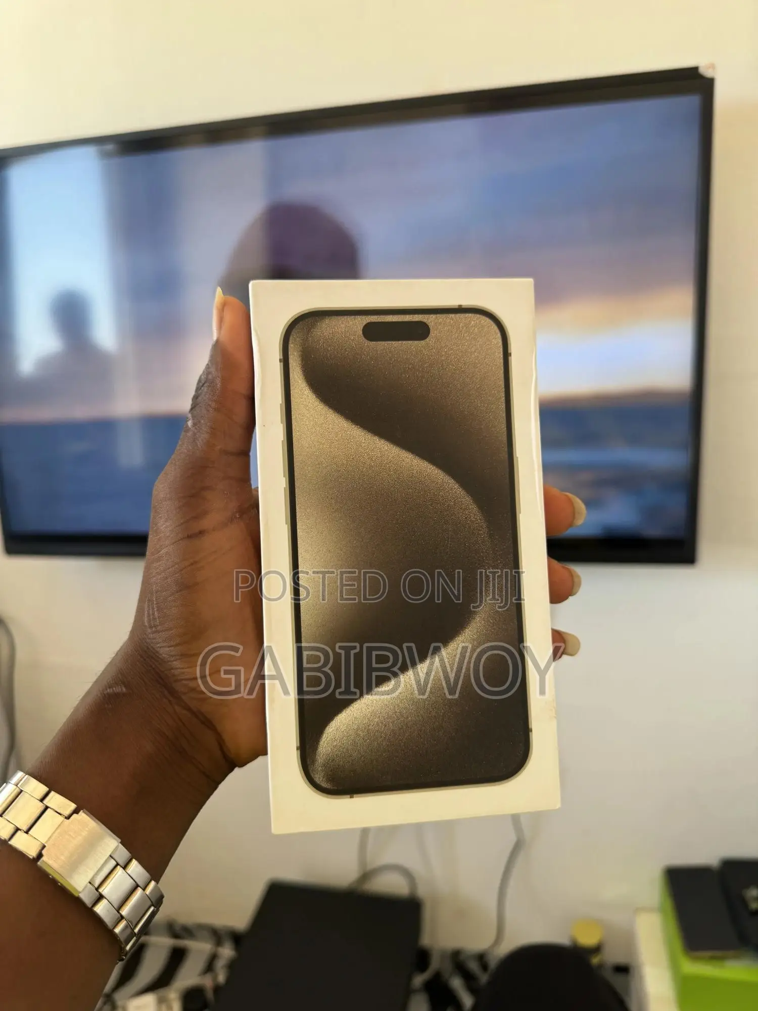 New Apple iPhone 15 Pro Max 256 GB Silver